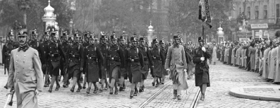 GFX_news_event_AUS_military_march